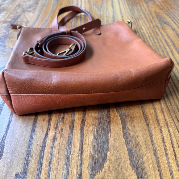 MADEWELL Leather Zip-Top Transport Crossbody Bag in English Saddle - Picture 10 of 16